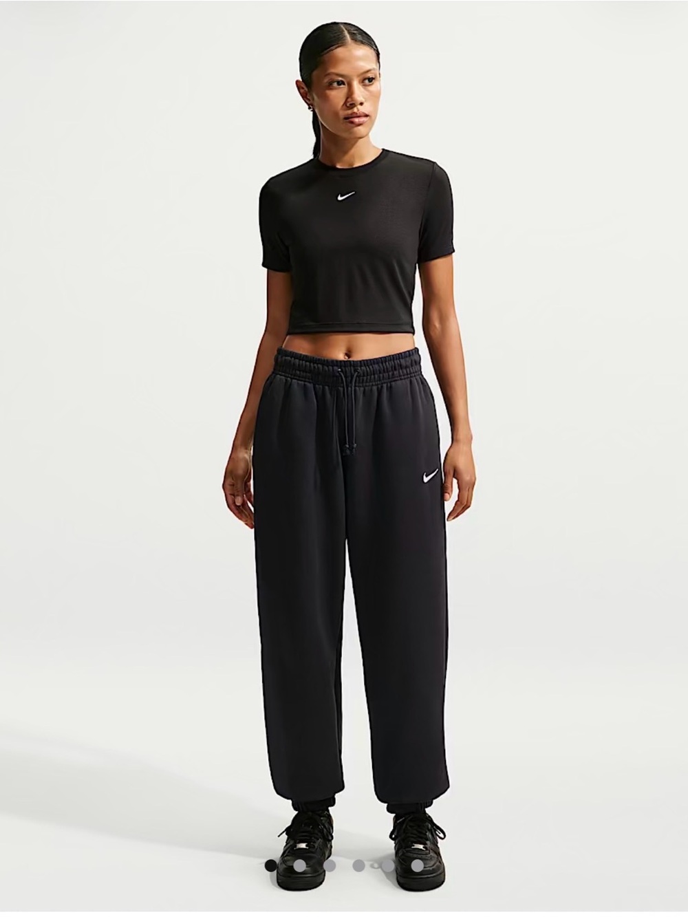 Nike Women’s High Waisted Oversized Sweatpants